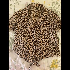 Leopard print top